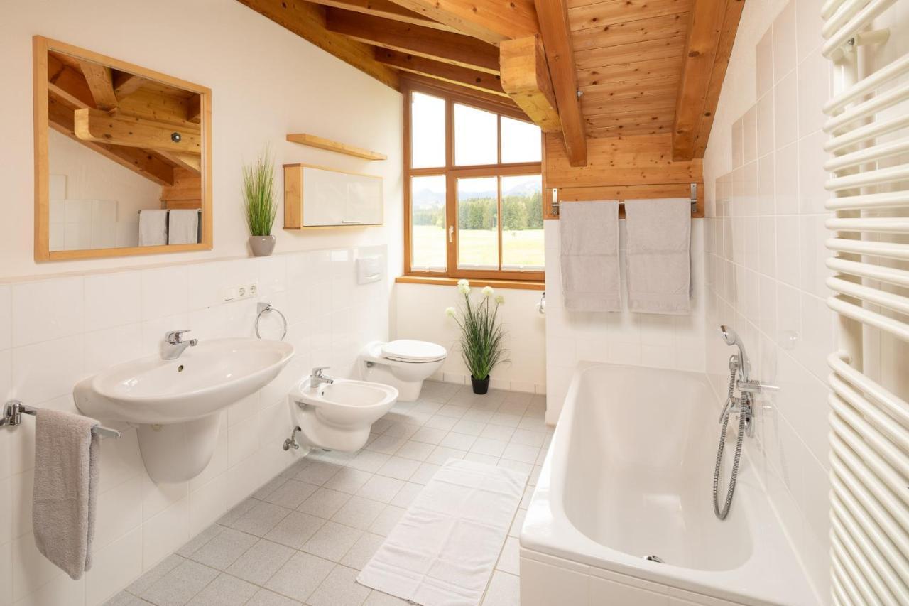 "Haus Bellevue" - Annehmlichkeiten Von 4-Sterne Familien-Und Wellnesshotel Viktoria Nebenan Koennen Mitgenutzt Werden Oberstdorf Buitenkant foto